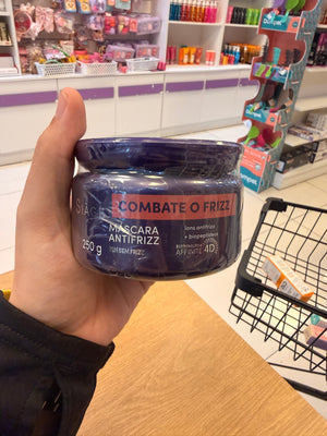 MÁSCARA ANTIFRIZZ COMBATE O FRIZZ 250gs EUDORA